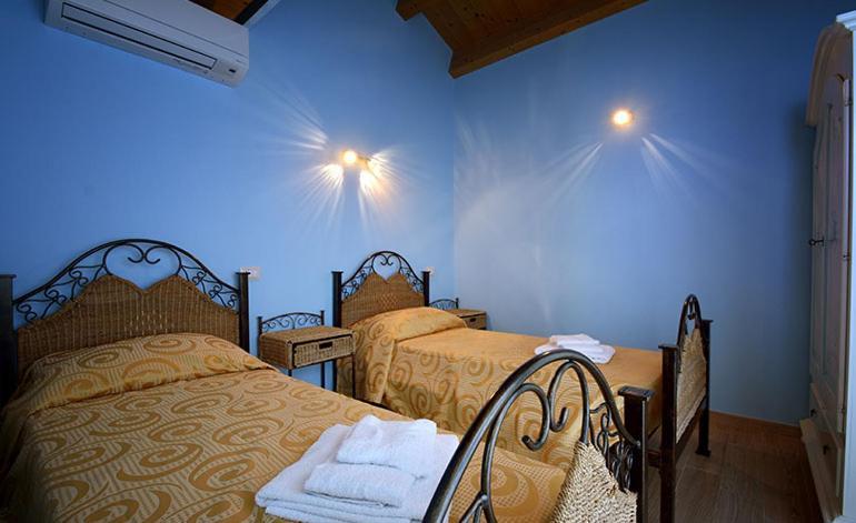 B&B Il Cenerino SantʼAntìoco Dış mekan fotoğraf